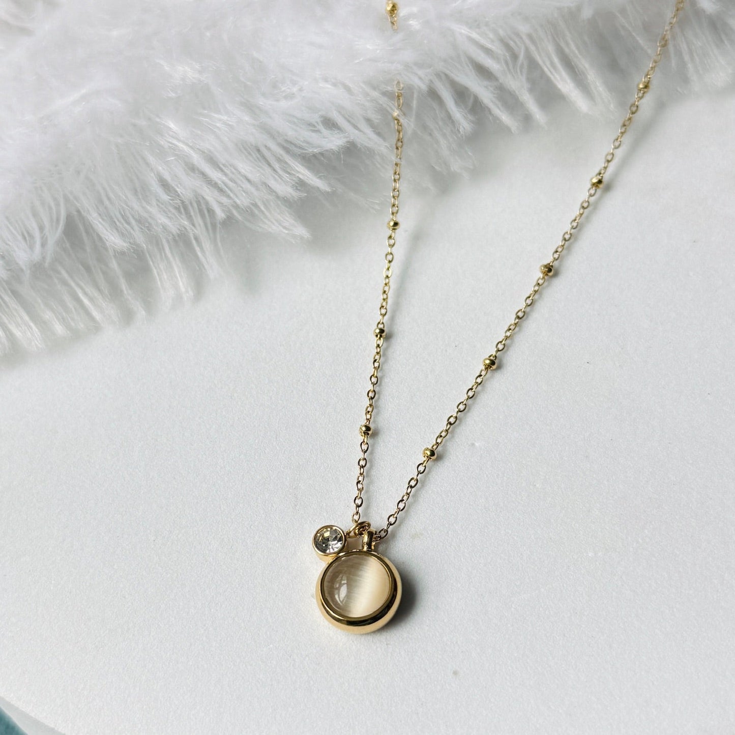 Grey Round Stone Chain
