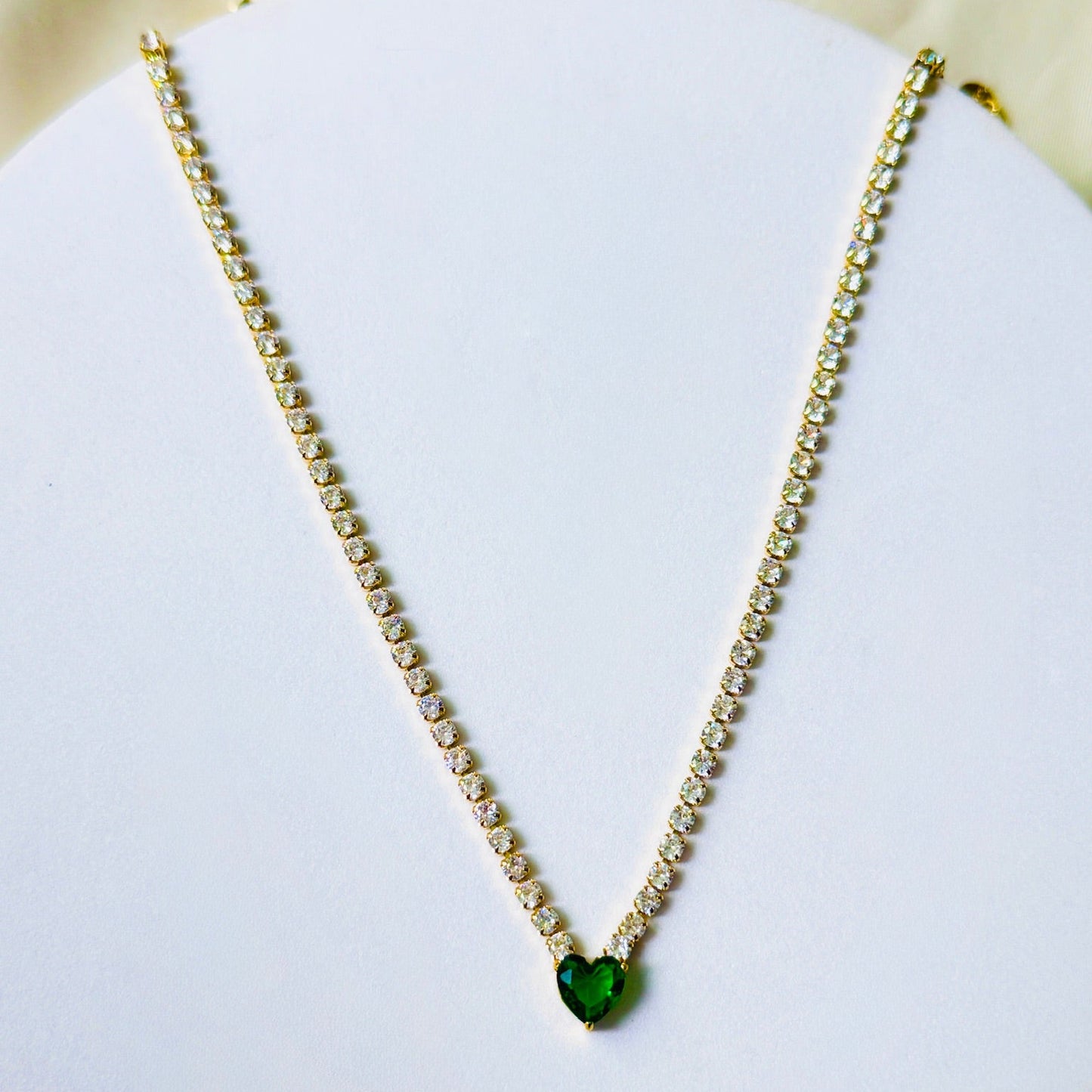Emerald Heart Stone Chain