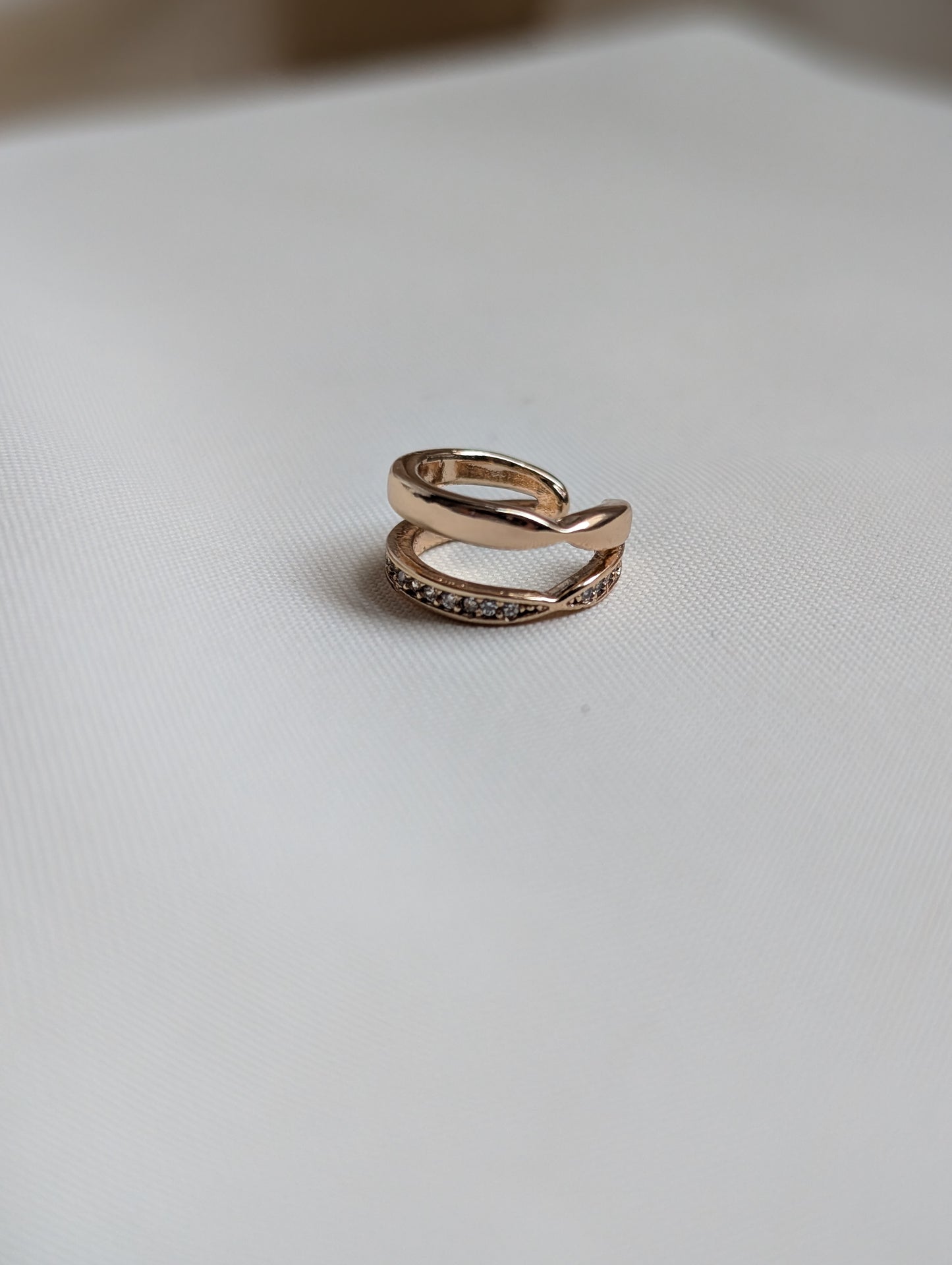 Iora 2 Line Stone Cuff