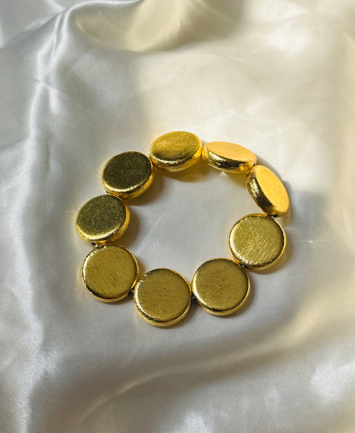 Golden Circles Kada