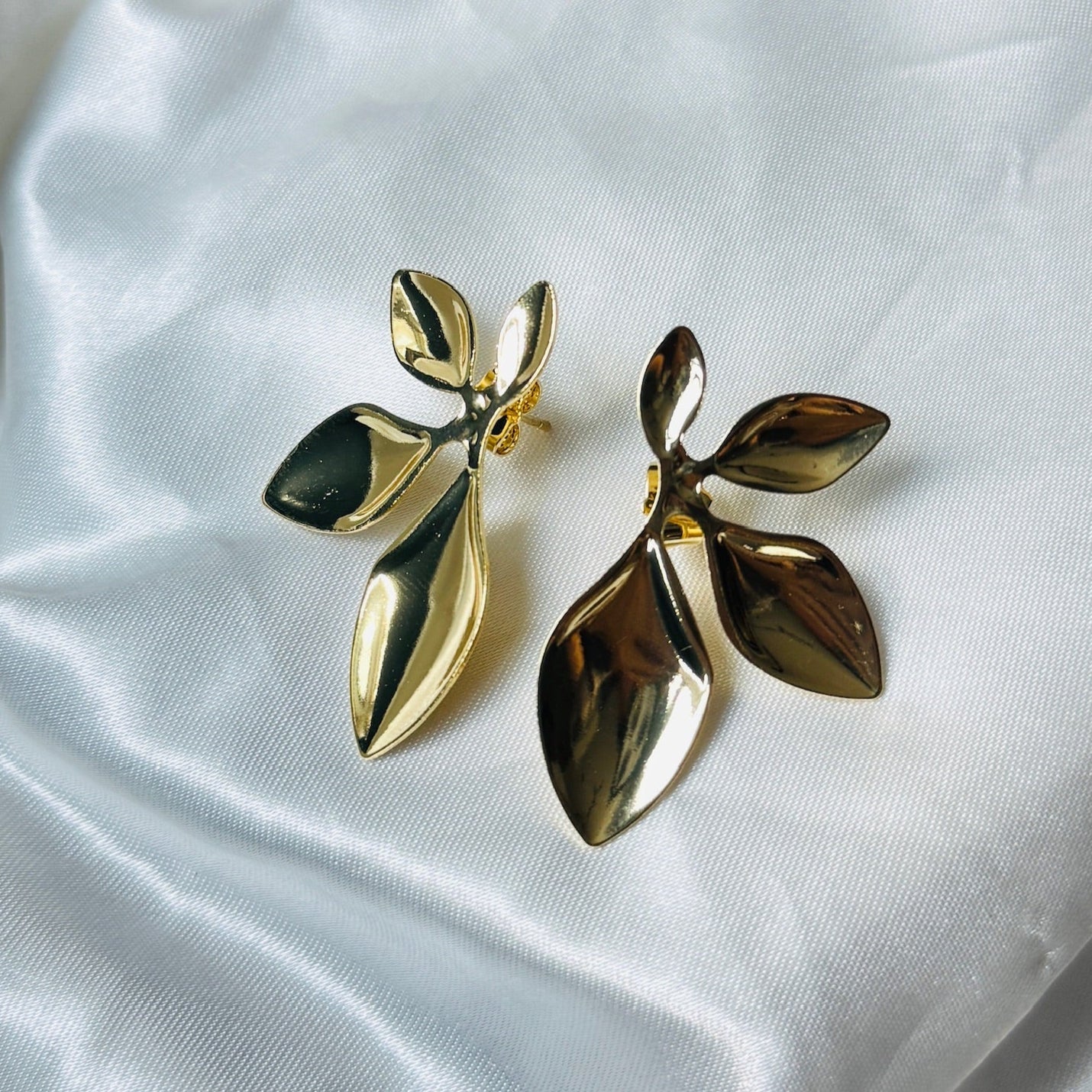 Aurelia Leaf Earrings