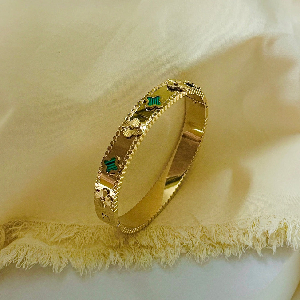 Chunky Clover Kada