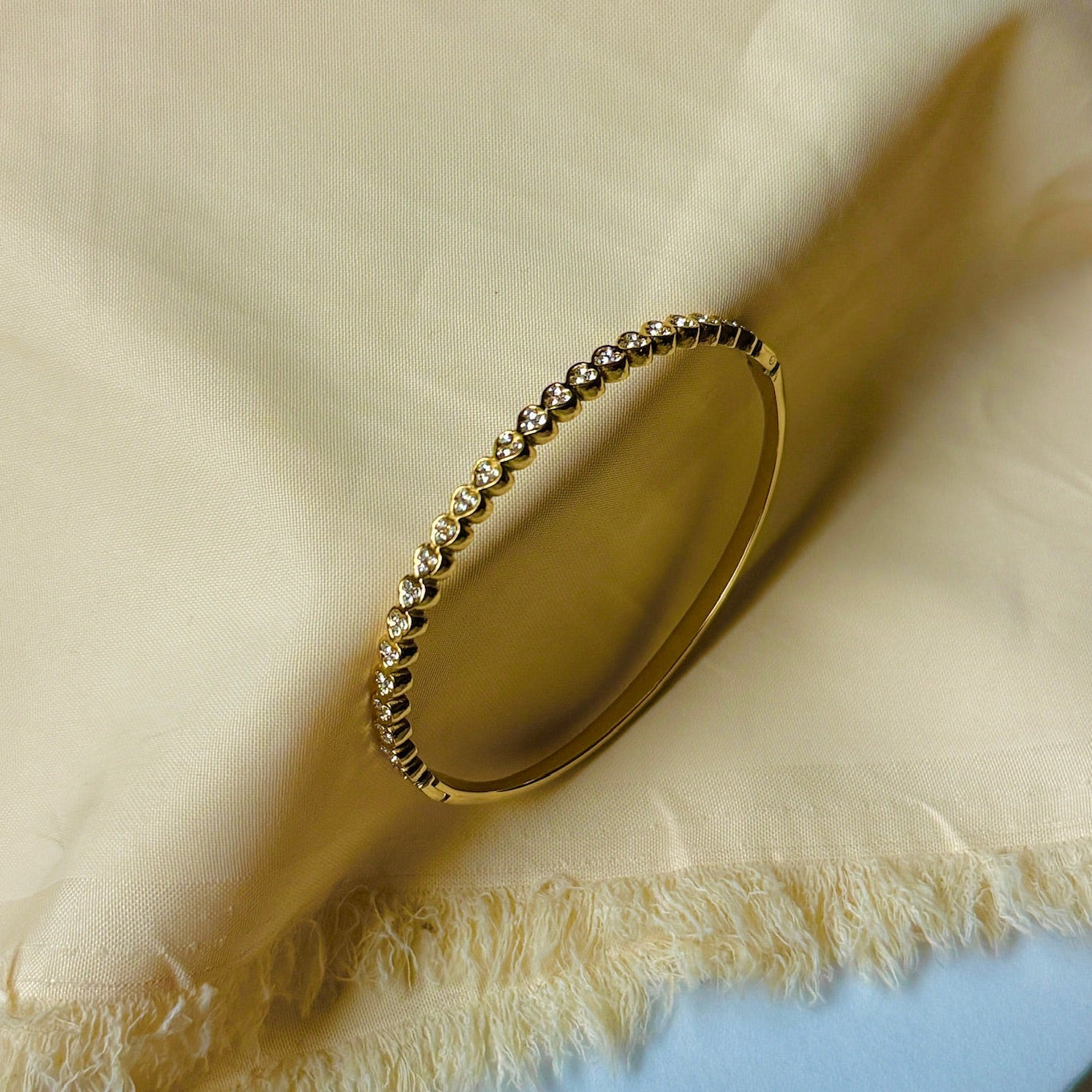 Heart Stone Kada