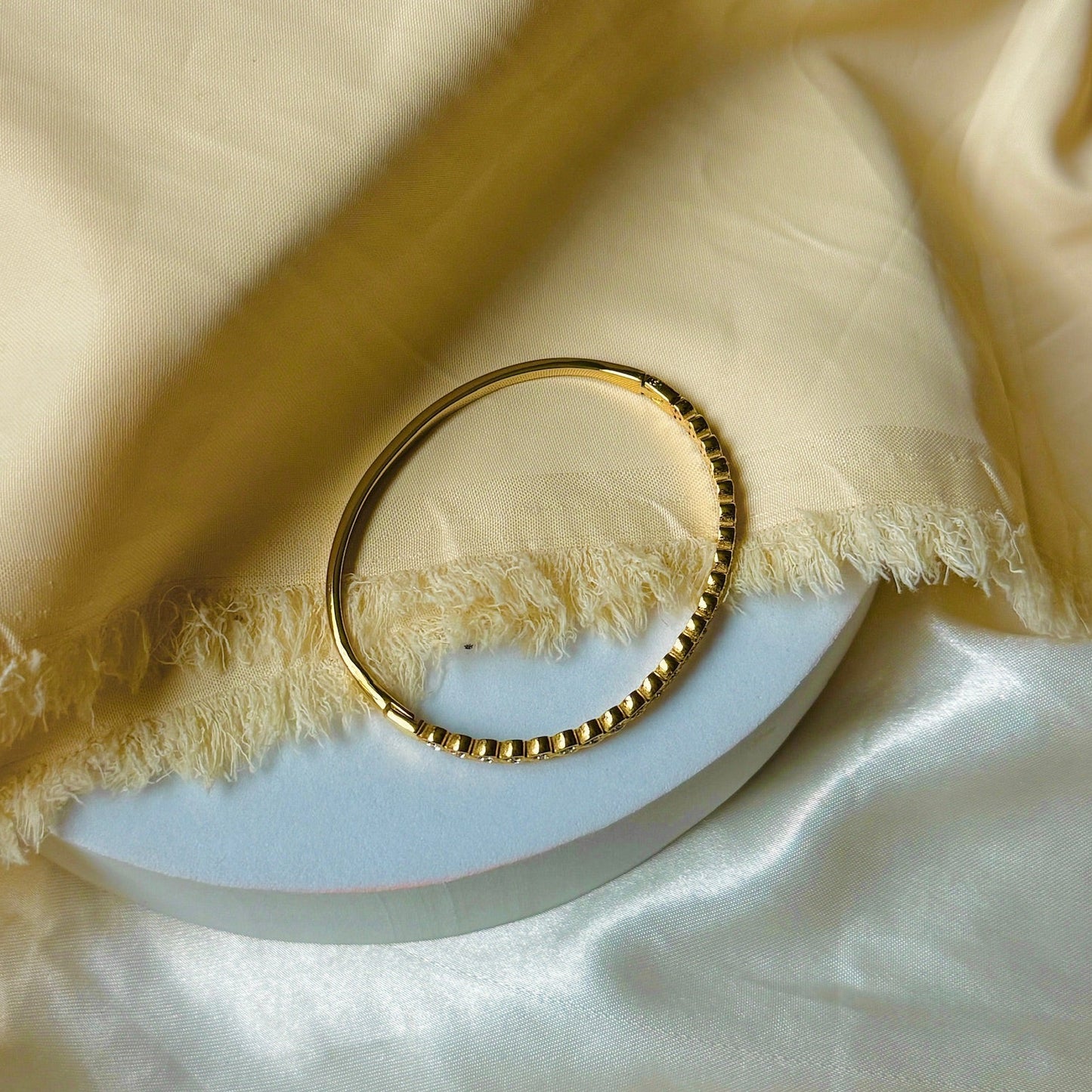 Heart Stone Kada
