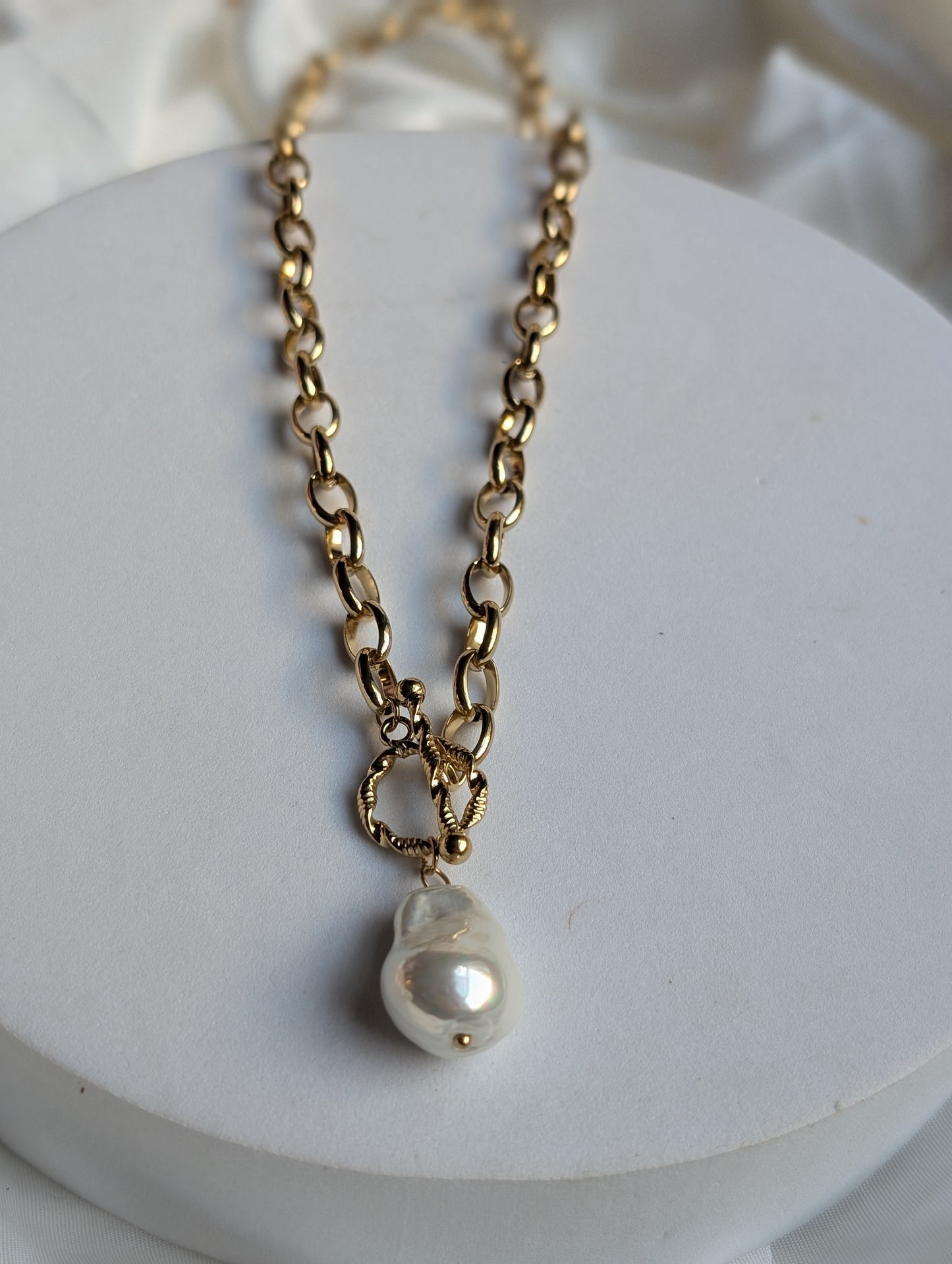 Althea Anchor Pearl Chain