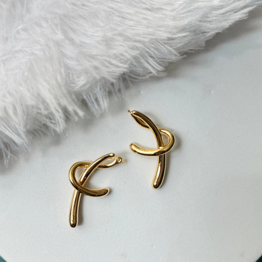 Fluid Knot Earring
