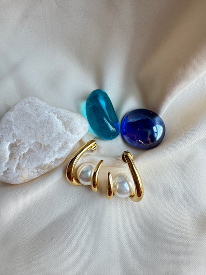 Ombréa curve Pearl Earring