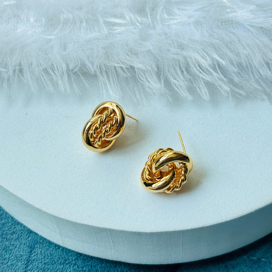 Interwine Knot Earring