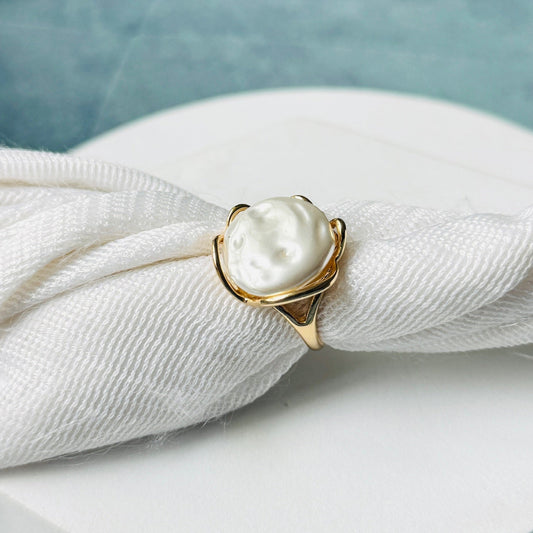 Round Pearl Ring