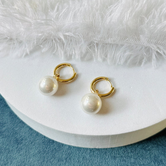 Pearl Dangler Earring