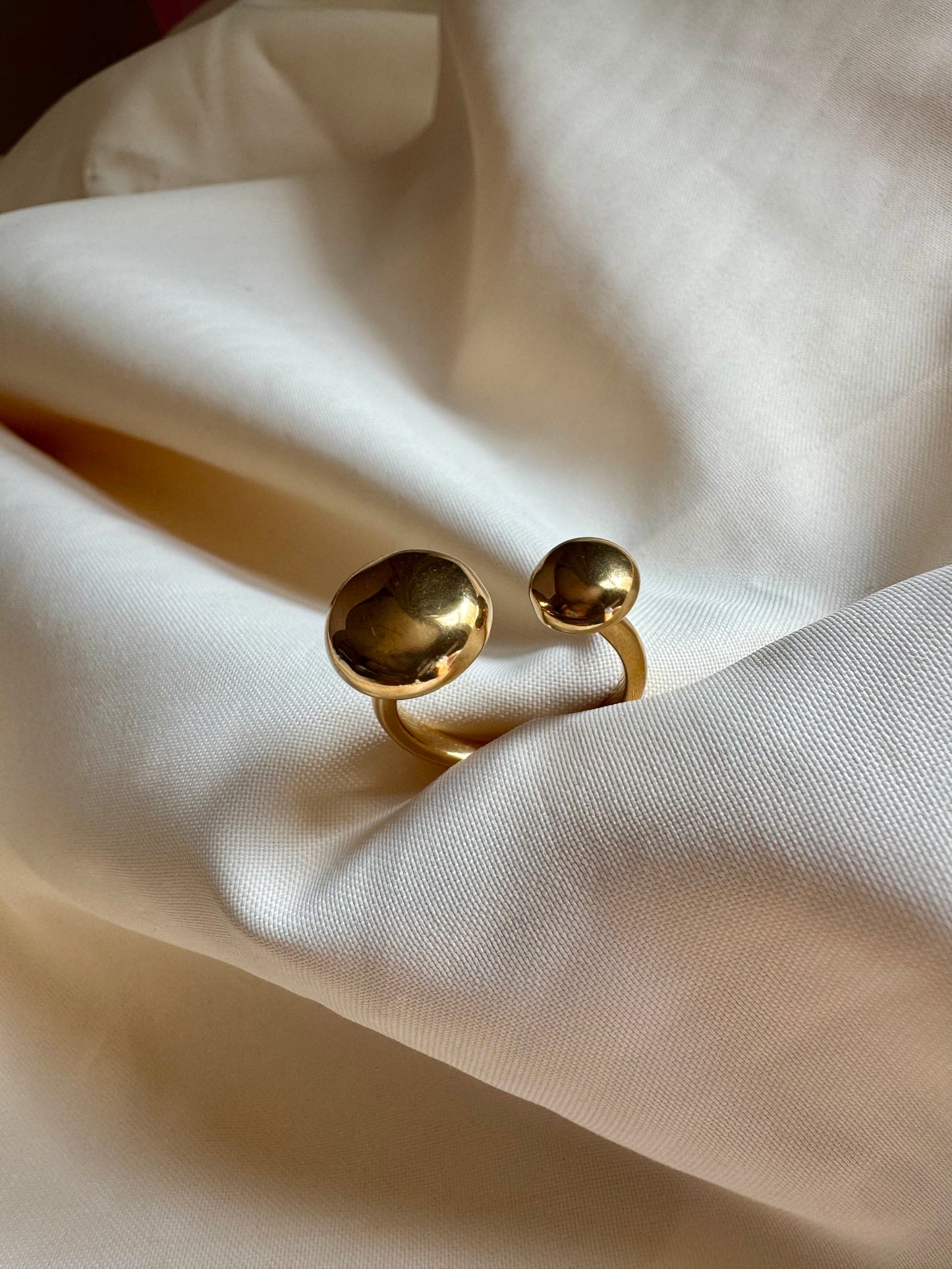Bold Round Ring