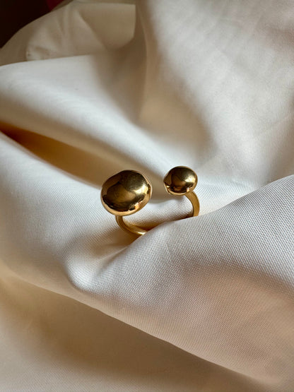 Bold Round Ring