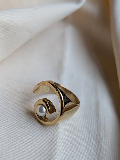 Swirl Pearl Ring