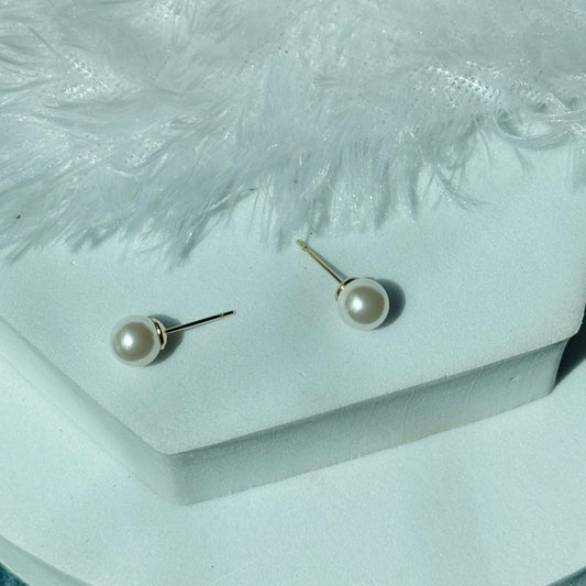 5mm Pearl Studs