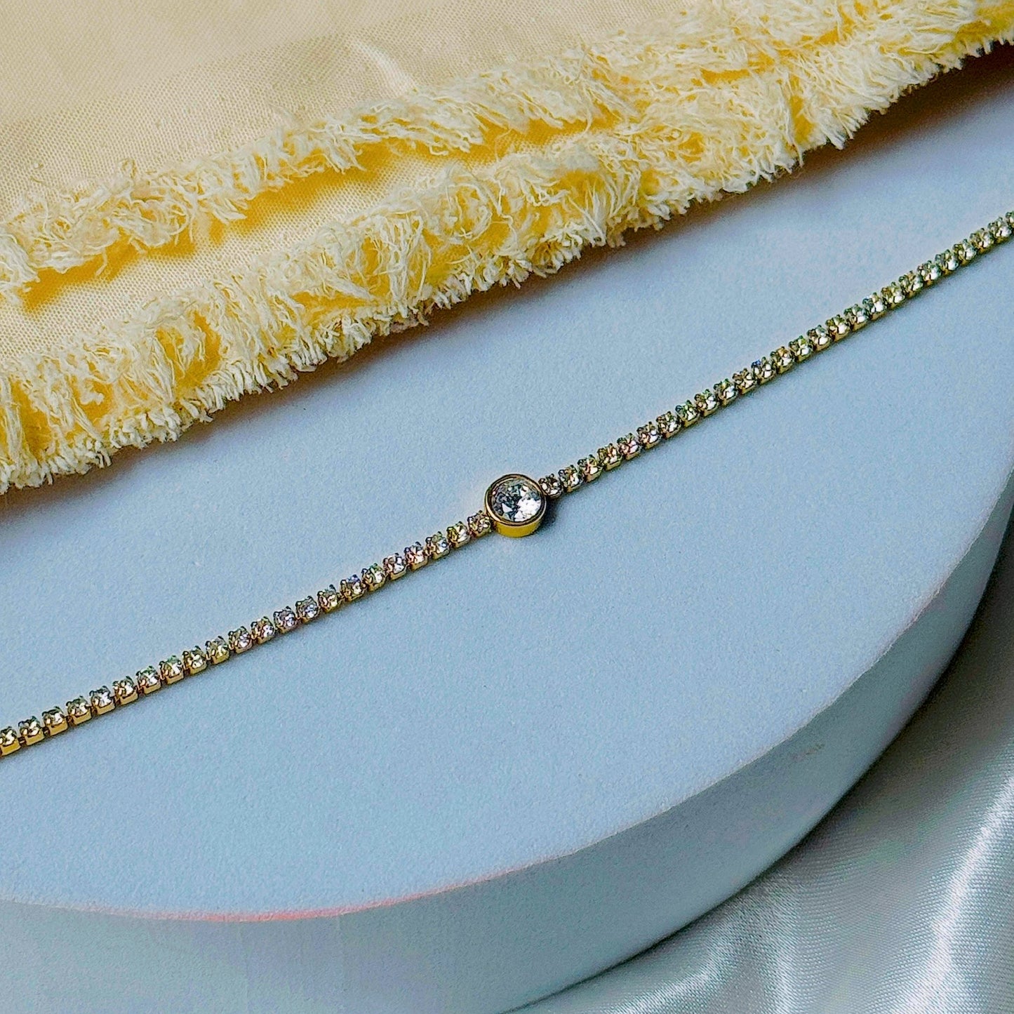 Round Stone Bracelet