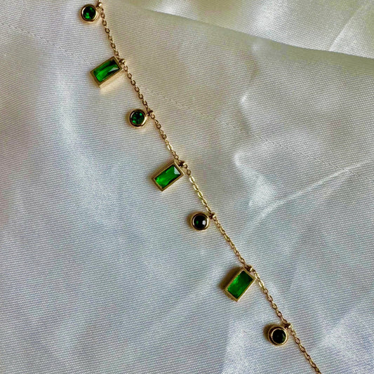 Emerald Rec Round Bracelet