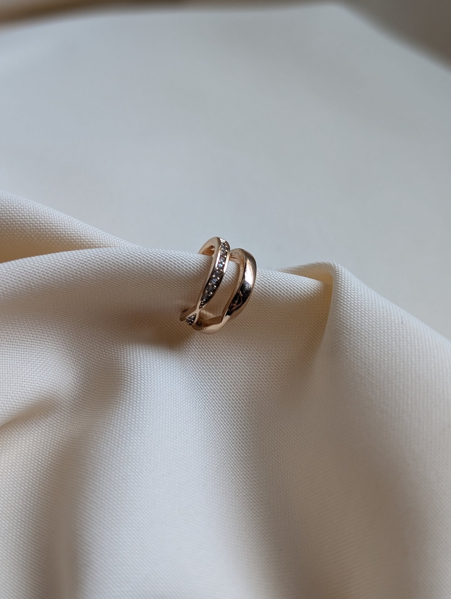 Iora 2 Line Stone Cuff