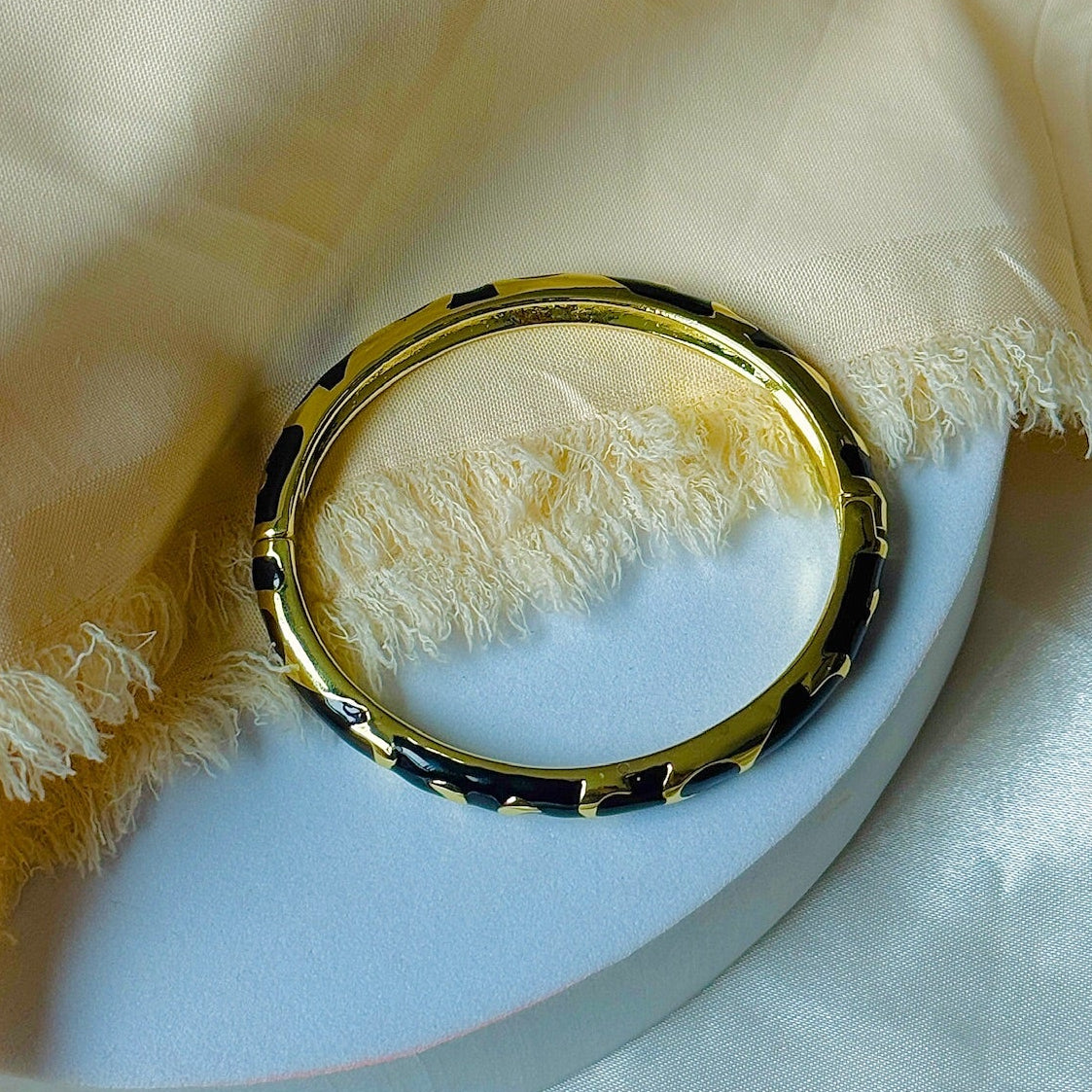 Black Tiger Enamel Print Kada