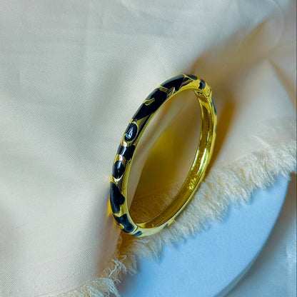 Black Tiger Enamel Print Kada