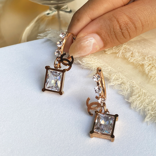 Luminous stone Earrings