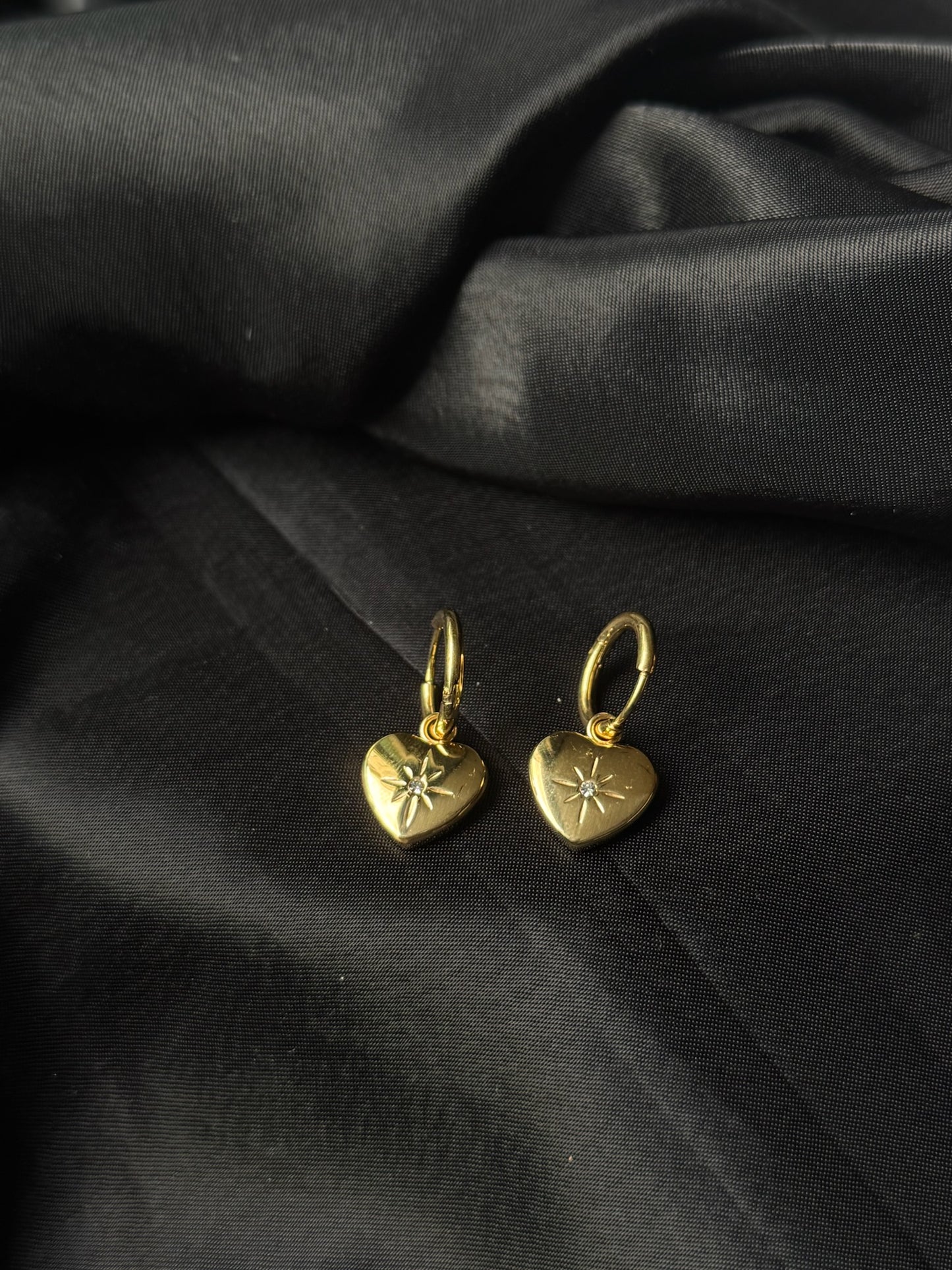 Ivy heart earrings