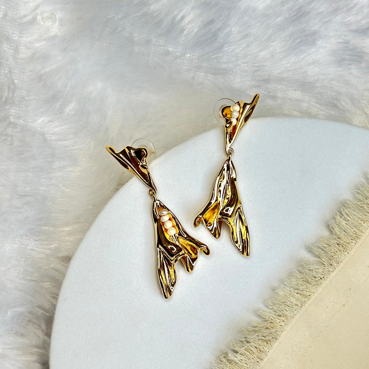 Verve Twist Earrings