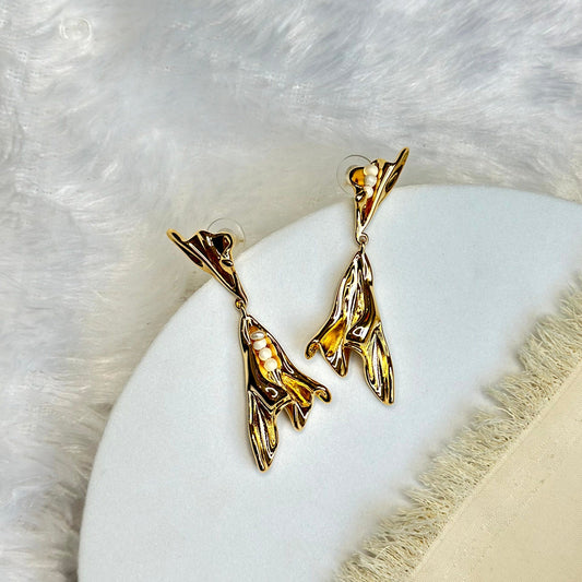 Verve Twist Earrings