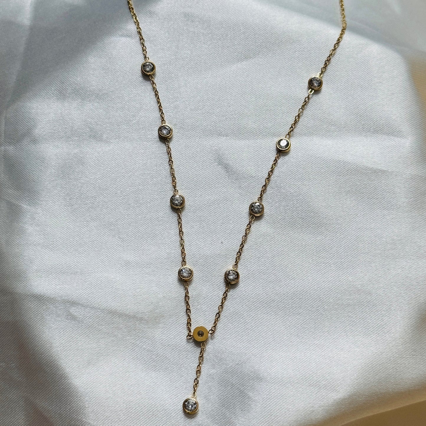 Glimmer Dot Neckchain