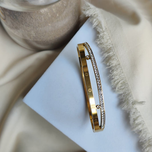 Sovereign Gold Kada