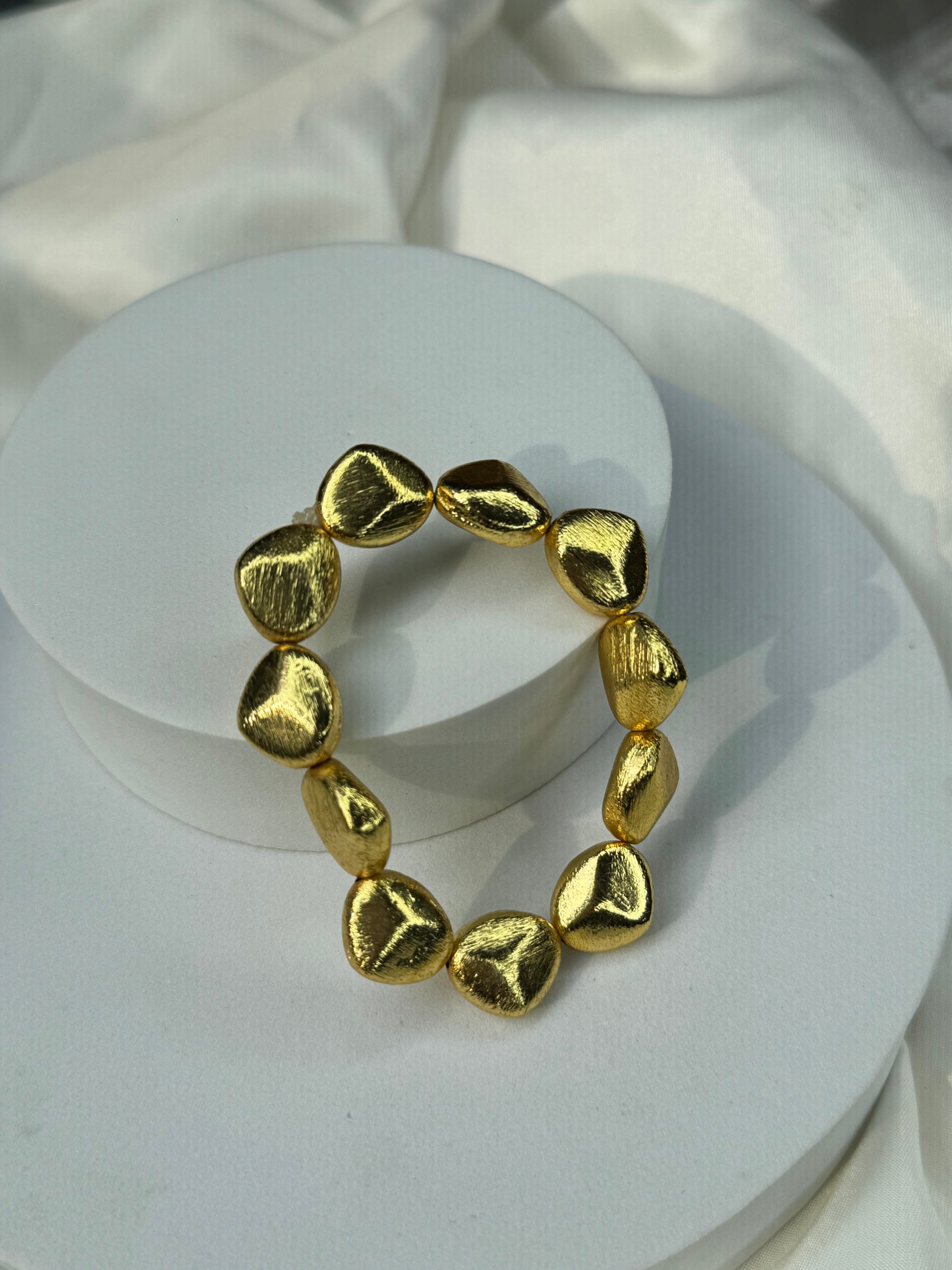 Golden Opulent Aura