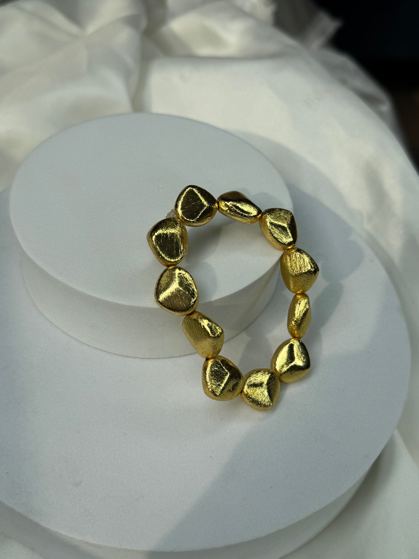 Golden Opulent Aura