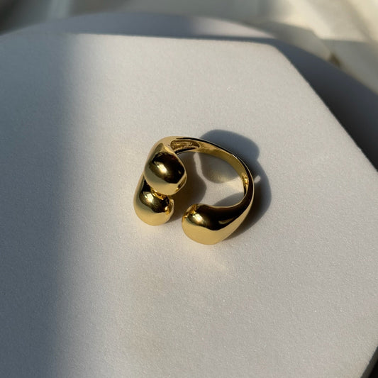 Lunara Gold Ring