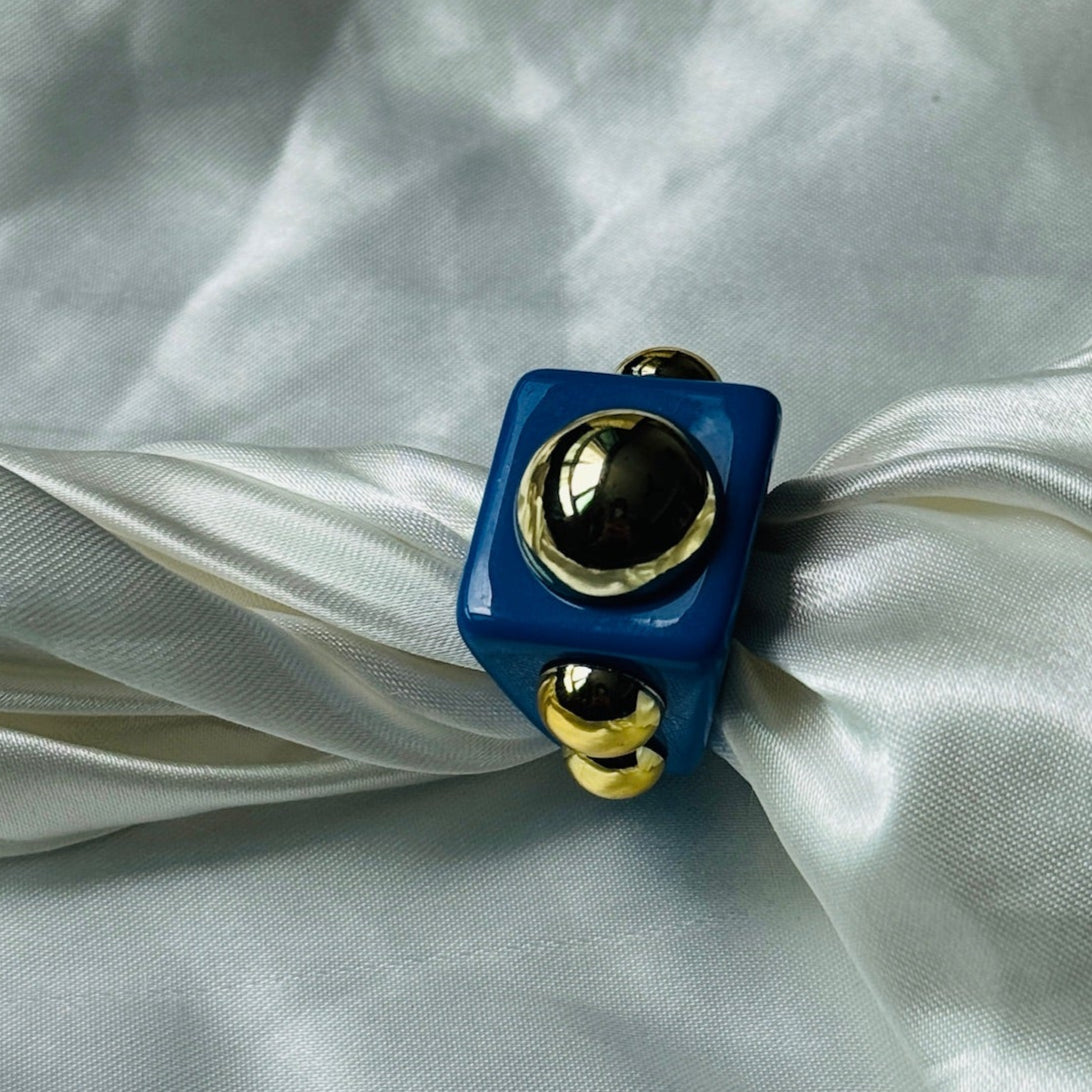 Azure Dot Ring