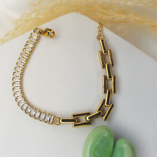 Link stone bracelet