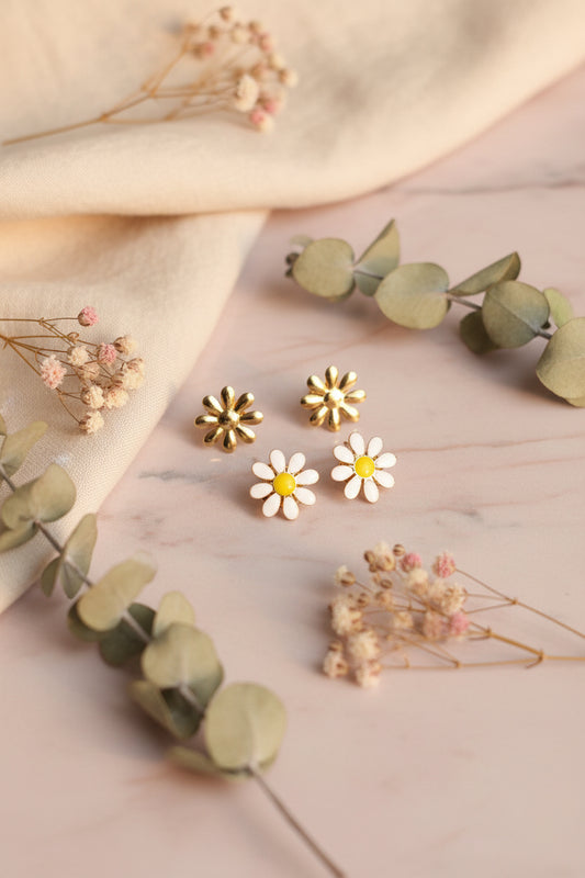 Dainty Gold Flower Stud