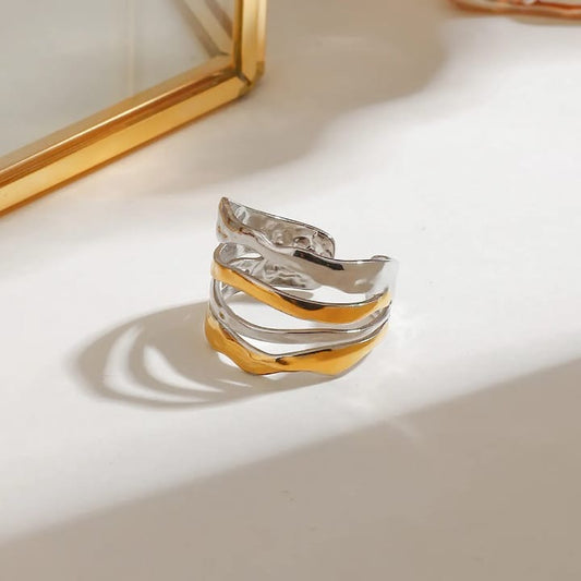 Nyra Quad Ring