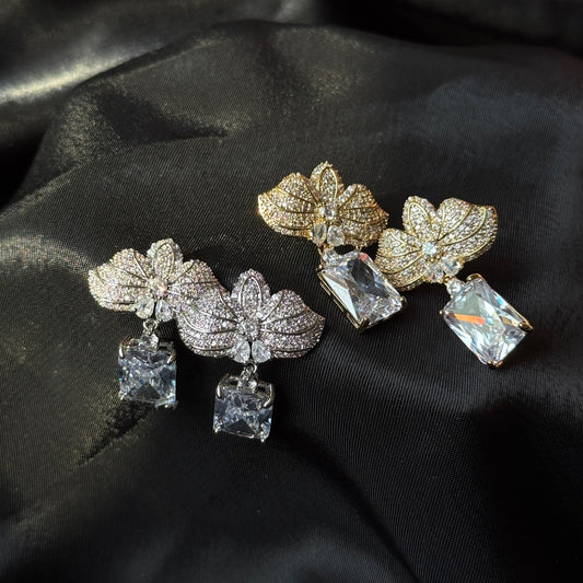 Meteor Glow Leaf Earring